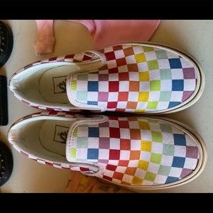 Vans like new only worn once - W6 and Men’s 4.5